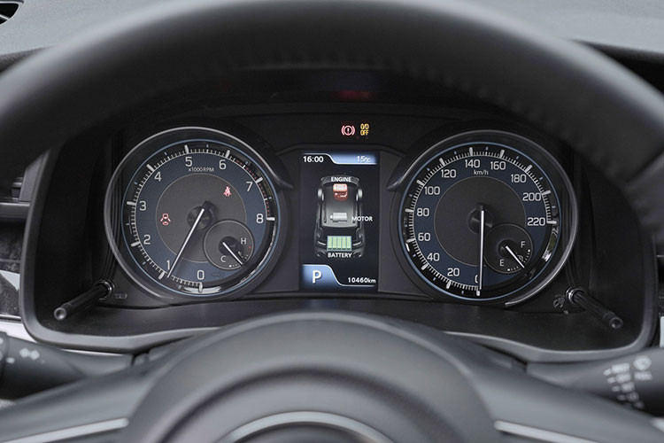 Suzuki XL7 Hybrid tu 599 trieu, xe 7 cho ly tuong cho gia dinh?-Hinh-13