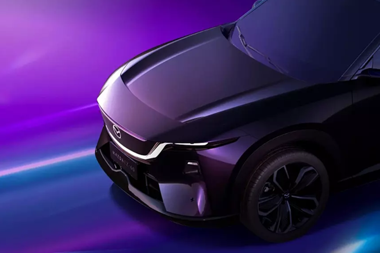 Tổng quãng đường hỗn hợp của EZ-6 đạt khoảng 1.300 km khi dùng động cơ xăng để sạc lại pin. Mazda vẫn đang sản xuất những mẫu xe xăng khá hấp dẫn và thậm chí lập kỷ lục doanh số tại Mỹ vào năm ngoái.