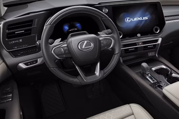 Cung cấp sức mạnh cho Lexus RX 350h Luxury và Premium là hệ truyền động hybrid gồm động cơ xăng 2.5L kết hợp với mô tơ điện, đi cùng hệ dẫn động AWD mang tên E-Four và pin NiMH tự sạc.