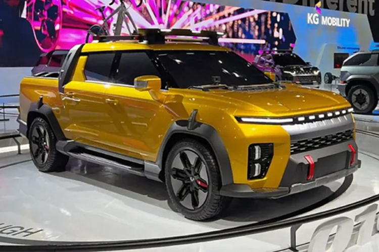 Mặc dù Hyundai và Kia đã cho ra mắt khá nhiều mẫu xe thuần điện, tuy nhiên, cho đến thời điểm hiện tại, cả 2 hãng vẫn chưa sản xuất xe bán tải thuần điện. Trong khi đó, một thương hiệu ôtô khác cũng tới từ Hàn Quốc đã di trước một bước khi cho ra mắt mẫu bán tải điện đầu tiên mang tên KGM Musso EV 2025 chạy điện.