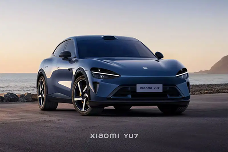 Xe dự kiến lên kệ tại Trung Quốc vào khoảng tháng 6-7/2025, mức giá xe Xiaomi YU7 2026 dao động từ 300.000 nhân dân tệ (khoảng 1,03 tỷ đồng) đến 400.000 nhân dân tệ (khoảng 1,37 tỷ đồng), tùy phiên bản. Khách hàng ngoài Trung Quốc sẽ phải chờ lâu hơn, khi Xiaomi lên kế hoạch xuất khẩu xe từ năm 2027.