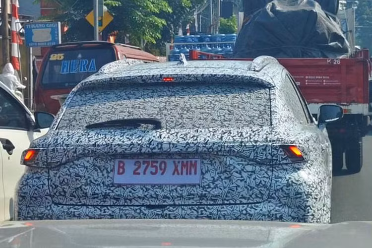 Suzuki Fronx gia re ra mat Dong Nam A, canh tranh Kia Sonet-Hinh-2