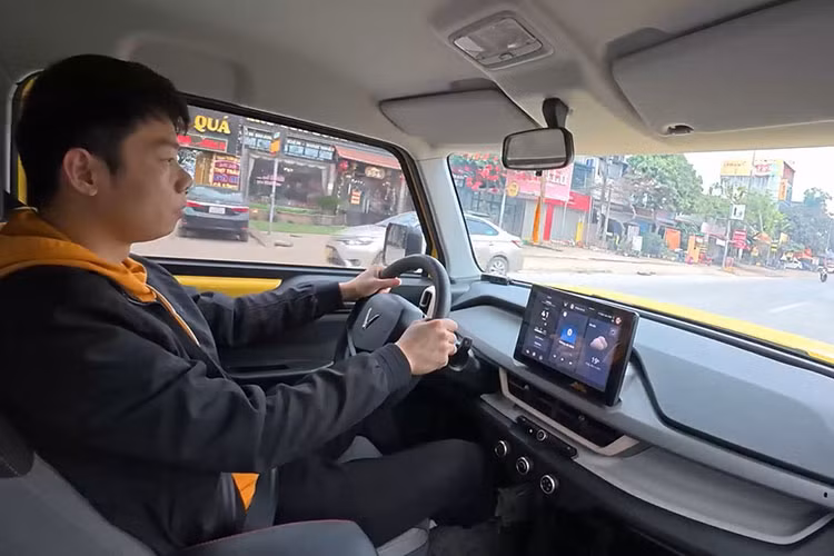 Chu xe VinFast VF3 - khong he thay hoi tiec khi lua chon oto dien-Hinh-3