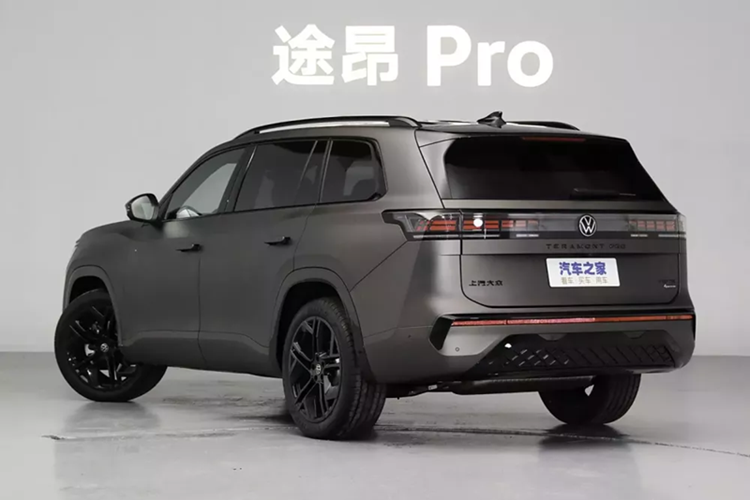 Tất cả các ghế đều được trang bị tiêu chuẩn chức năng sưởi ấm và thông gió, trong khi ghế lái có chức năng massage bằng khí nén và ghế hành khách phía trước có "chế độ ngả một nửa", mang đến sự thoải mái hạng nhất cho những chuyến đi dài.