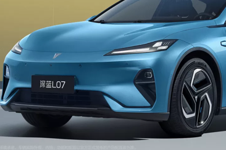 Sau khi nâng cấp lên Hệ thống EREV 2.0, mức tiêu thụ nhiên liệu NEDC thấp nhất là 3,8L/100km và toàn bộ dòng xe được trang bị sạc nhanh 3C theo tiêu chuẩn. Sạc từ 30% đến 80% mất chưa đầy 15 phút và sạc trong mười phút sẽ tăng phạm vi di chuyển thêm 100 km.