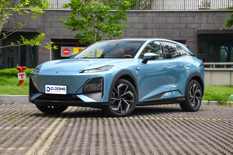 Phạm vi điện thuần túy của CLTC là 215 km và 285 km trong khi phạm vi toàn diện của CLTC lần lượt là 1210 km và 1280 km. Mức tiêu thụ nhiên liệu NEDC thấp nhất là 4,1L/100km, giảm 0,4L so với phiên bản trước.