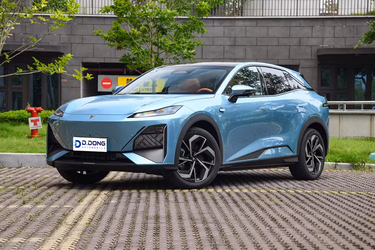 Phạm vi điện thuần túy của CLTC là 215 km và 285 km trong khi phạm vi toàn diện của CLTC lần lượt là 1210 km và 1280 km. Mức tiêu thụ nhiên liệu NEDC thấp nhất là 4,1L/100km, giảm 0,4L so với phiên bản trước.