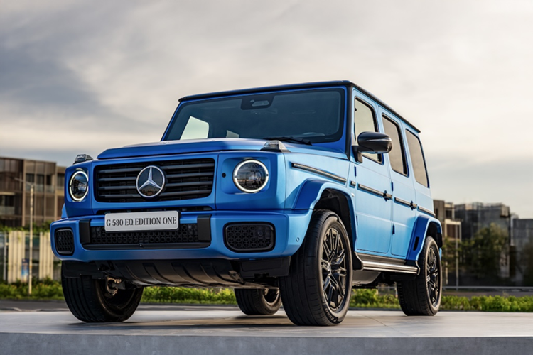 Mercedes-Benz Việt Nam chính thức giới thiệu mẫu xe thuần điện đầu tiên của dòng SUV hạng sang G-Class mang tên Mercedes-Benz G580 EQ Edition One 2025 mới.