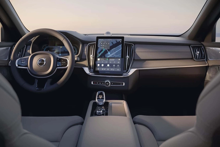 XC90 20225 có hệ thống âm thanh Bowers &amp; Wilkins được làm mới về thiết kế và bổ sung các lớp vật liệu giúp tăng khả năng chống ồn mang lại trải nghiệm âm thanh chân thực và sống động hơn.