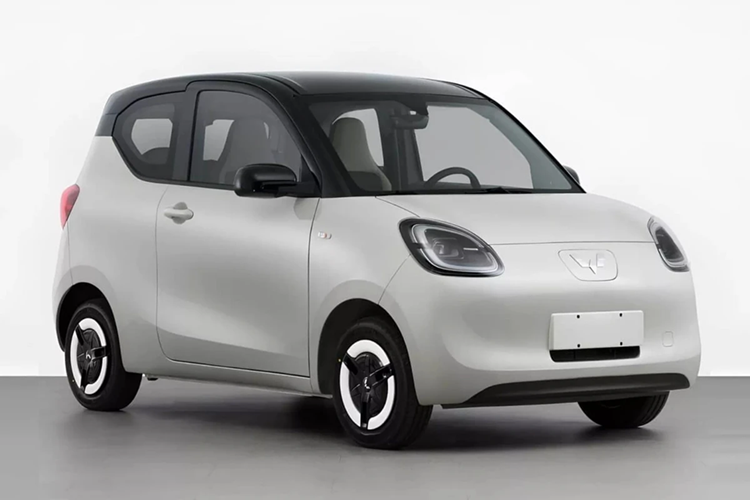 Wuling không công bố thông số kỹ thuật của chiếc Mini EV mới. Theo Bộ Công nghiệp và Công nghệ thông tin Trung Quốc (MIIT), mẫu xe này vẫn được trang bị 1 động cơ điện 41 mã lực với khả năng di chuyển tối đa khoảng 280 km/chu kỳ sạc.