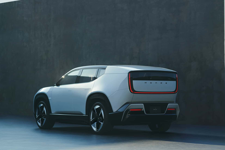 Để biến điều này thành hiện thực, Honda đã công bố rằng họ đã hợp tác với Renesas Electronics Corporation để tạo ra một SoC (Hệ thống trên một con chip) mới.