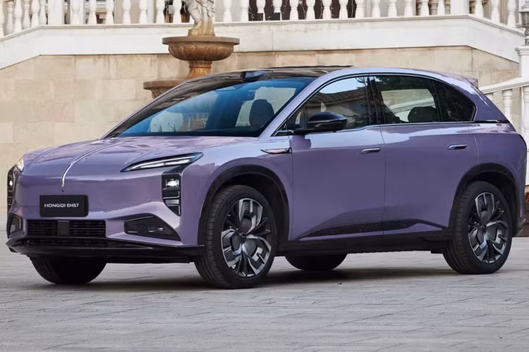 FAW Hongqi vừa công bố mẫu SUV chạy hoàn toàn bằng điện cỡ trung đến lớn Tiangong 08 2025 mới sẽ chính thức ra mắt vào ngày 7 /1. Đơn đặt hàng trước cho mẫu xe này, với giá khởi điểm từ 239.800 nhân dân tệ (32.850 USD), đã được mở tại Triển lãm ôtô Quảng Châu 2024.