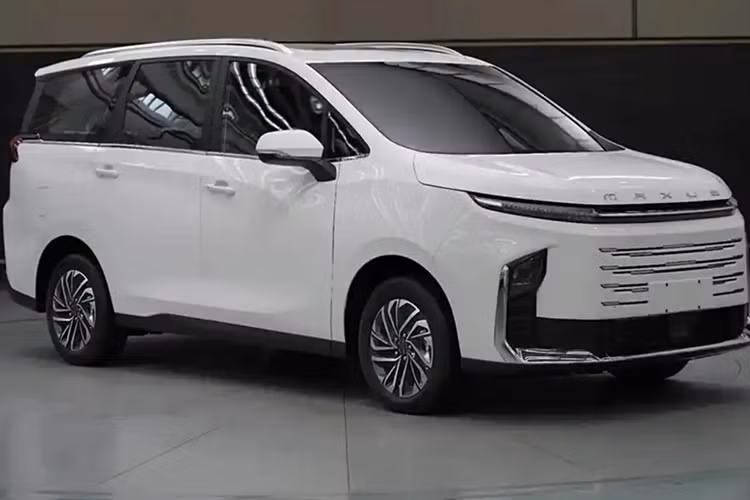 Với các chương trình khuyến mãi ra mắt, bao gồm ưu đãi khi đặt cọc 1.000 nhân dân tệ có thể được hưởng mức giảm giá 10.000 nhân dân tệ và tiền thưởng đổi xe/mua xe lên đến 10.000 nhân dân tệ, về cơ bản sẽ giảm giá khởi điểm xuống dưới 20.000 đô la Mỹ.