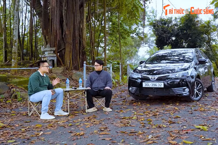 Gen Z bo Honda Cvic tre khoe, 