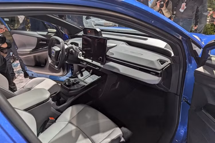 Tất cả Trailseeker đều được trang bị tiêu chuẩn bộ hỗ trợ người lái EyeSight của Subaru, bao gồm phanh khẩn cấp tự động, kiểm soát hành trình thích ứng, hỗ trợ giữ làn đường, giám sát điểm mù, hỗ trợ dừng khẩn cấp và hệ thống camera 360 độ.