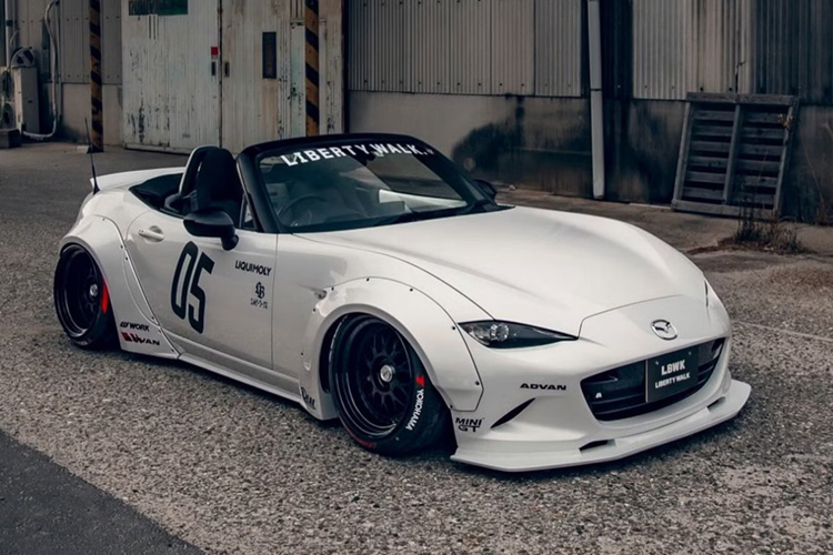 Chiếc Lamborghini Miura độc đáo của Liberty Walk có thể là điểm nhấn của Triển lãm ôtô Tokyo 2025 năm nay nhưng bên cạnh đó, thương hiệu còn đem tới một chiếc Mazda MX-5 ND độ siêu chất với thiết kế cực kỳ ấn tượng.