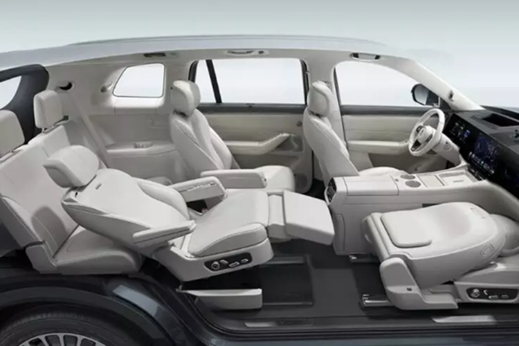 Mức tiêu thụ nhiên liệu WLTC thấp nhất chính thức là 0,52 lít/100km và tốc độ tối đa là 200 km/h.