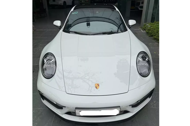 Chẳng hạn như trường hợp của 1 doanh nhân Hà Nội sau khi rao bán chiếc Porsche 911 992 bằng với giá mua, đã may mắn kết nối được với 1 người chơi xe ở Đà Nẵng.