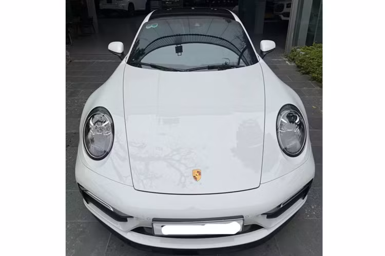 Chẳng hạn như trường hợp của 1 doanh nhân Hà Nội sau khi rao bán chiếc Porsche 911 992 bằng với giá mua, đã may mắn kết nối được với 1 người chơi xe ở Đà Nẵng.