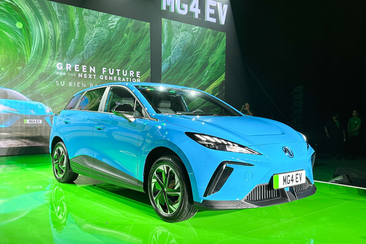 Hiện MG chưa công bố hình ảnh nội thất, cũng như chi tiết gói pin và giá xe MG4 EV 2025 tại thị trường.