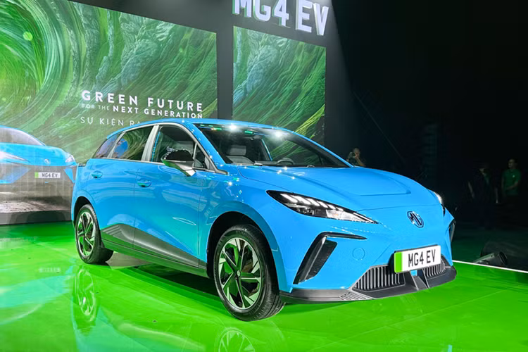 Hiện MG chưa công bố hình ảnh nội thất, cũng như chi tiết gói pin và giá xe MG4 EV 2025 tại thị trường.