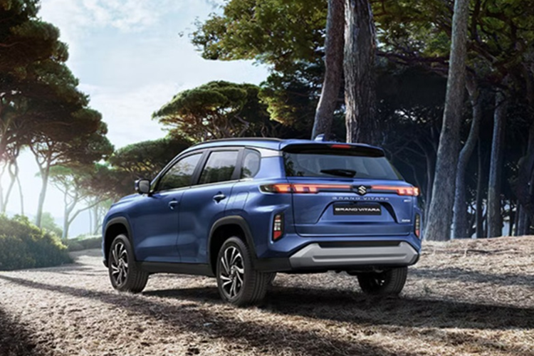 Dù hiện tại Suzuki Việt Nam chưa đưa ra thông báo chính thức nào, những tin đồn về việc Grand Vitara có thể gia nhập thị trường Việt trong thời gian tới vẫn liên tục xuất hiện. Với lợi thế về giá thành, công nghệ hybrid sẵn có và danh tiếng thương hiệu, Grand Vitara 2025 hoàn toàn có tiềm năng trở thành đối thủ đáng gờm trong phân khúc SUV đô thị.