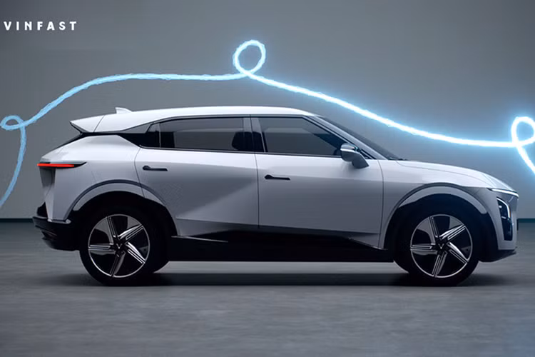 Sự kiện ra mắt tiếp tục đánh dấu bước tiến quan trọng của VinFast trong hành trình chinh phục thị trường Ấn Độ. Năm ngoái, Công ty đã động thổ nhà máy sản xuất xe điện tại Thoothukudi, bang Tamil Nadu, với mục tiêu kiện toàn năng lực sản xuất toàn cầu, đáp ứng nhu cầu mở rộng và đóng góp vào công cuộc chuyển đổi xanh tại Ấn Độ và trên toàn cầu.