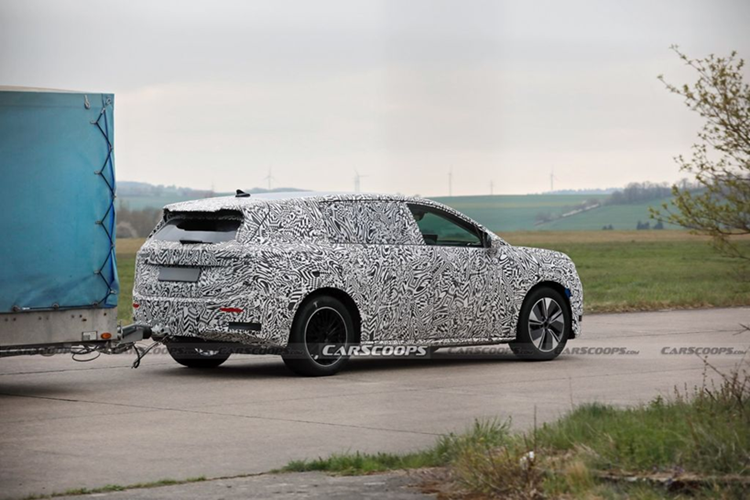 Mẫu xe SUV điện Skoda Space được đánh giá cao về công nghệ và thiết kế, nhưng vẫn còn phải chứng minh rằng xe điện có thể thay thế hoàn toàn xe xăng trong những tình huống đòi hỏi sức kéo thực sự.