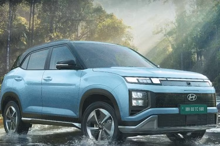 Các tùy chọn sạc bao gồm bộ sạc DC có thể sạc từ 10% đến 80% chỉ trong 58 phút (sạc DC), trong khi bộ sạc Smart Connected Wall Box 11kW có thể sạc từ 10% đến 100% trong 4 giờ (Sạc AC Home). Hiện mức giá xe Hyundai Creta EV 2025 chưa công bố chính thức.