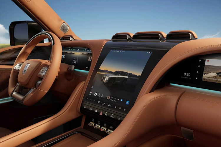 Hệ truyền động của Yangwang U8L nhiều khả năng sẽ giữ nguyên như bản thường.