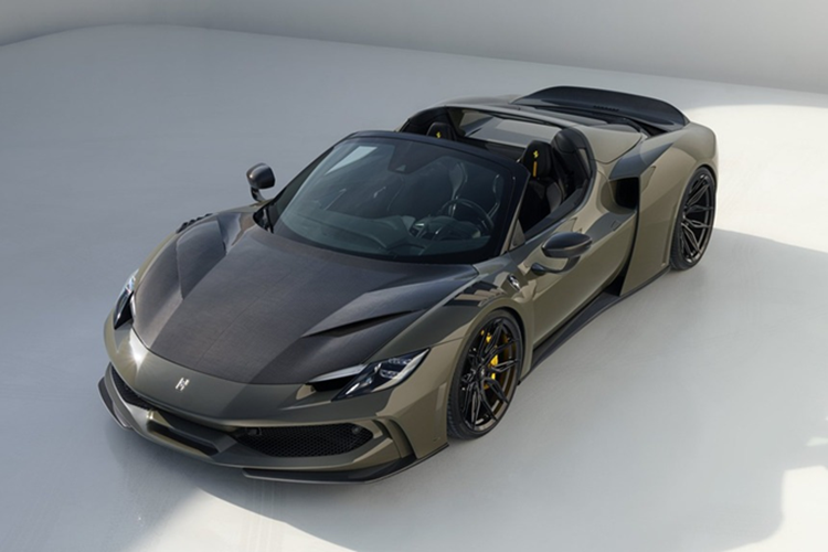 Bên trong, Novitec cung cấp tùy chỉnh rộng rãi, với bọc da và Alcantara có sẵn ở bất kỳ màu nào. Khung xe được hạ thấp 1,4 inch nhờ hệ thống lò xo thể thao, với hệ thống nâng phía trước tùy chọn giúp bộ chia sợi carbon của bạn có thể vượt qua gờ giảm tốc.