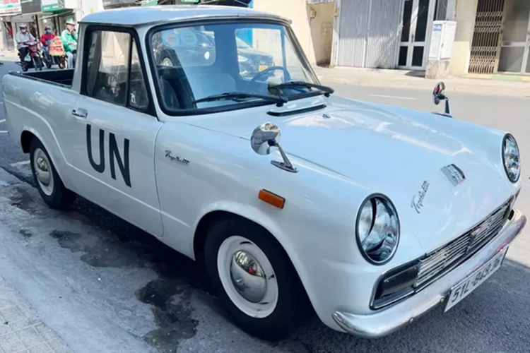 Những chiếc xe như Toyota Publica 800 bán tải còn quý và thú vị hơn cả siêu xe, nếu bạn nghĩ tôi nói phét, ít nhất là trong suy nghĩ của 1 người sở hữu hàng trăm chiếc ôtô đủ loại như ông Đặng Lê Nguyên Vũ, đã từng chia sẻ điều đó.