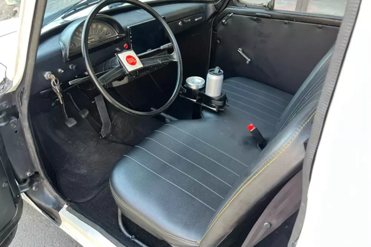 Toyota Publica là một chiếc xe cỡ nhỏ được sản xuất từ năm 1961 đến năm 1978. Được coi là một chiếc xe gia đình để đáp ứng các yêu cầu của "khái niệm xe quốc gia" của Chính phủ Nhật Bản, đây là chiếc xe Toyota nhỏ nhất trong thời kỳ đó và đã bị thay thế trong vai trò đó bởi Toyota Starlet, bản thân nó bắt đầu là một phiên bản của Publica.