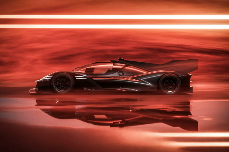 Genesis GMR-001 Hypercar 2026 mới tiếp nối các mẫu xe Concept X Gran Berlinetta và X Gran Racer Vision GT nổi bật, mặc dù thiết kế của xe đã được tinh chỉnh để đáp ứng các yêu cầu khắt khe của LMDh.