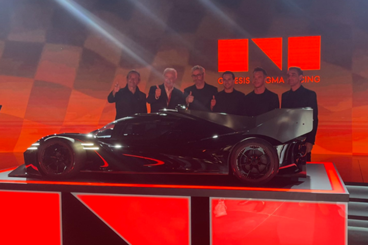 Đường đua Circuit Paul Ricard của Pháp sẽ là nơi để bộ phận đua xe thể thao của Genesis nghiên cứu, phát triển mẫu xe đua này. Quá trình phát triển kỹ thuật của GMR-001 Hypercar sẽ diễn ra vào năm 2025, trước khi tham gia đua xe vào năm 2026.