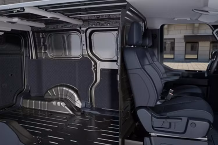 Hệ thống camera 360 độ, hỗ trợ quan sát toàn cảnh, tăng cường an toàn khi di chuyển. Kia cũng cung cấp một số hình ảnh tùy biến không gian khoang sau của Kia PV5 để người dùng có thể dễ dàng lựa chọn, dựa theo nhu cầu sử dụng.