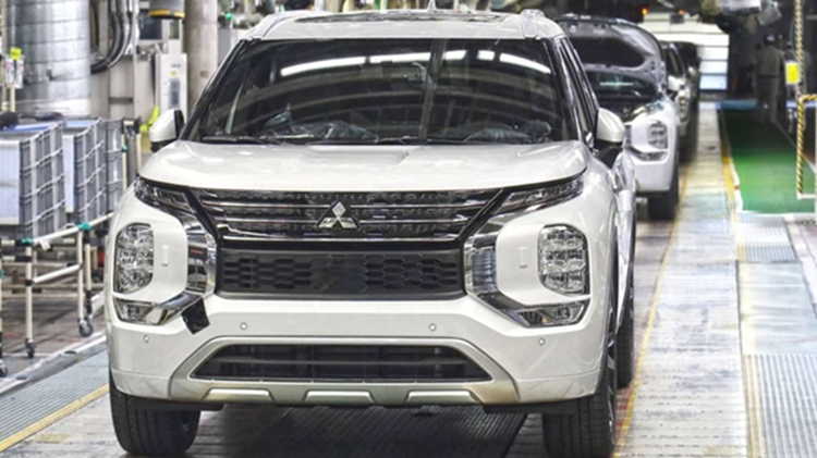 Mitsubishi tam dung chuyen oto den thi truong My do thue quan-Hinh-2