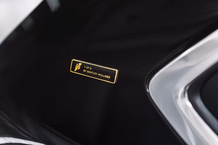 Ngoài ra, trong tương lai Bentley Mulliner sẽ thực hiện nhiều chủ đề khác trong bộ sưu tập Bentley Inspired by China, trong đó có Rồng, múa Lân, gấu trúc. Bộ sưu tập này chỉ áp dụng đối với xe Bentley phân phối tại Trung Quốc.