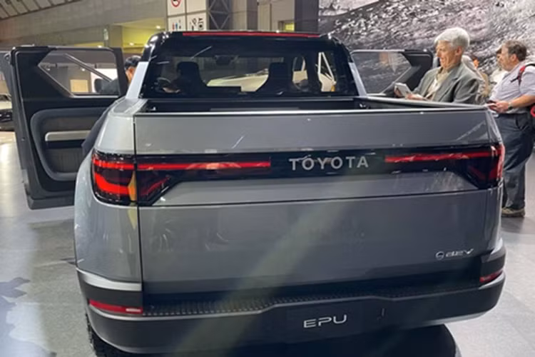 Nhà sản xuất ôtô Nhật Bản cuối cùng cũng đang hành động khi cố gắng giành một phần của miếng bánh xe điện. Hãng đã có 3 mẫu xe tại châu Âu là C-HR+, Urban Cruiser, bZ4X và 3 mẫu xe nữa sẽ ra mắt từ nay tới năm 2026.