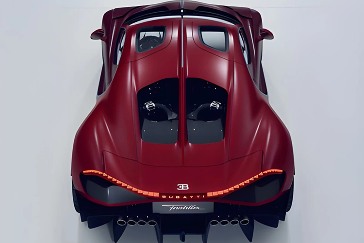 Theo đó, chiếc mức giá độ Bugatti Tourbillon cho các trang bị tùy chọn lên đến gần 1 triệu USD (hơn 26 tỷ đồng), nâng tổng giá trị xe lên tới 5,56 triệu USD (tương đương 144,64 tỷ đồng).