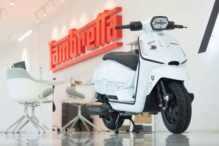 Lambretta là hãng xe khá được ưa chuộng tại thị trường Thái Lan. Dự kiến, các mẫu xe máy tay ga Lambretta X-series và G-series tại Việt Nam cũng được nhập khẩu từ “xứ sở chùa Vàng”.