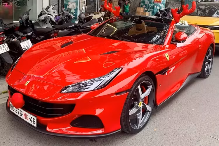 Ferrari Portofino - 