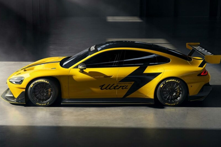 Các chi tiết khí động học trên giúp SU7 Ultra tạo ra lực ép 2.145 kg xuống mặt đường, nhờ đó mà xe luôn giữ được sự ổn định ngay cả khi chạy ở dải tốc độ cao. Trong khi đó, với phần thân vỏ được làm từ sợi carbon, mẫu xe điện hiệu suất cao của Xiaomi có khối lượng riêng chỉ 1.900 kg, nhẹ hơn tới 400 kg so với Tesla Model S Plaid.