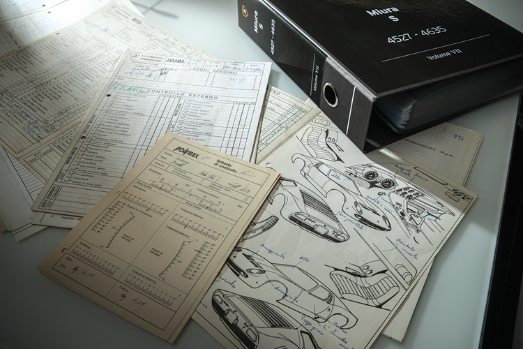 Trước khi tiến hành phục chế, đội ngũ sẽ lập danh sách những hạng mục cần phục chế, thay mới, chỉnh sửa cho khách hàng và sau đó đưa ra ước tính giá cho tất cả các hạng mục này. Thông thường, mỗi dự án phục chế sẽ mất từ 18 đến 24 tháng để hoàn thành và từng hạng mục sẽ được thực hiện một cách chi tiết tỉ mỉ.