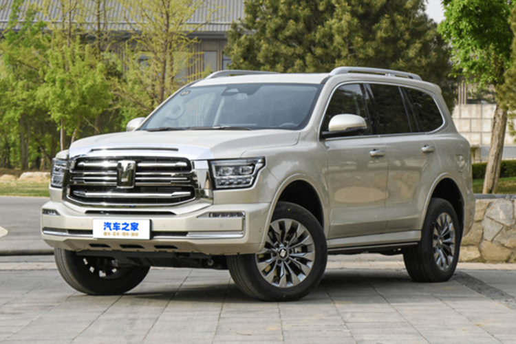 Tương tự đối thủ Nhật Bản, mẫu xe SUV Tank 500 2025 cũng được trang bị nội thất 3 hàng ghế với 7 chỗ ngồi rộng rãi. Trong đó, hàng ghế thứ hai của xe có thể gập theo tỷ lệ 60:40 trong khi hàng ghế cuối gập chỉnh điện 50:50.