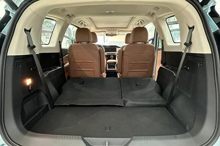 Cung cấp sức mạnh cho Haima 7X là động cơ xăng 4 xi-lanh, tăng áp, dung tích 1.6L, sản sinh công suất 182 mã lực và mô-men xoắn 280 Nm. Xe sử dụng hộp số tự động 6 cấp, dẫn động cầu trước và có hai chế độ lái Sport và Snow. Mức tiêu thụ nhiên liệu trung bình được công bố là 8,3 lít/100 km.