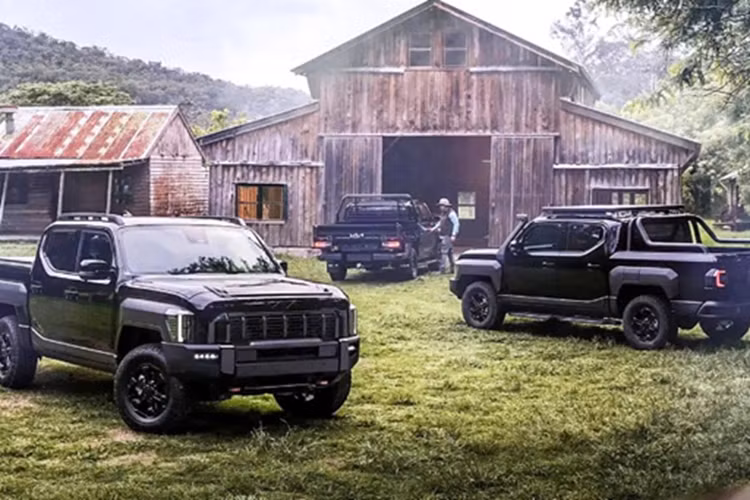 Mẫu xe bán tải Kia Tasman 2025 được bán ra với 3 phiên bản gồm: Tiêu chuẩn, X-Line dành cho đường phố đô thị và X-Pro tập trung vào khả năng off-road. Xe có hai kiểu dáng là cabin đơn tối ưu cho việc chở hàng và cabin đôi dành cho đi lại thông thường và du lịch.