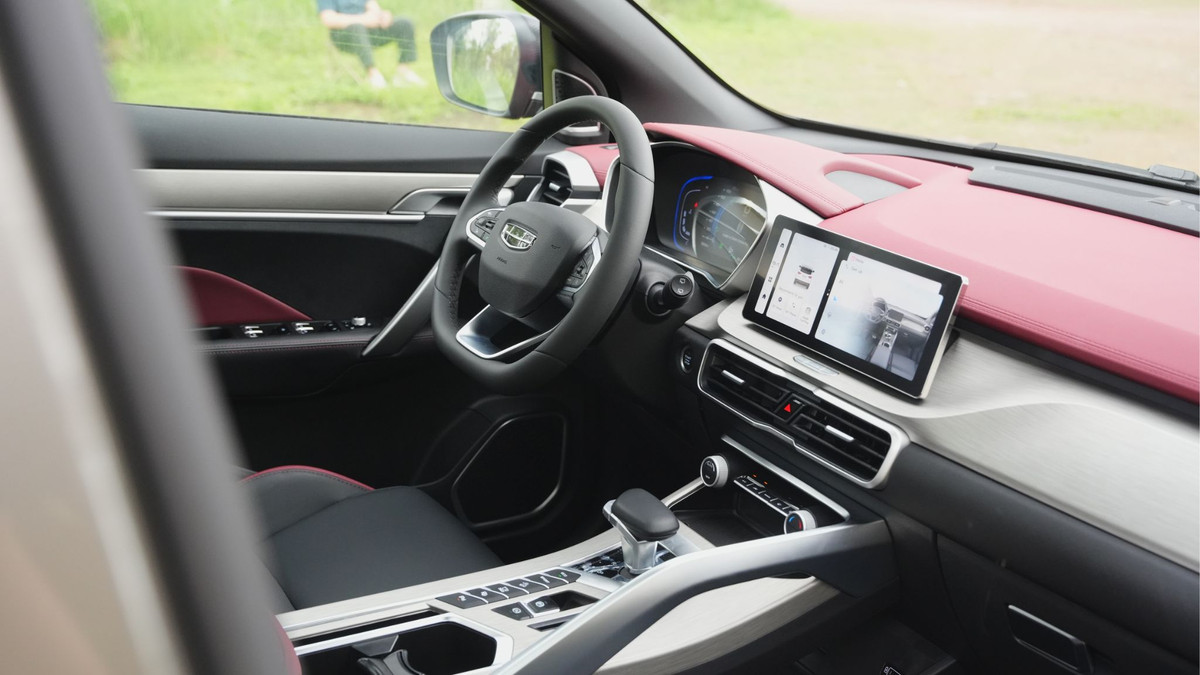 Geely Coolray - Ke thay doi cuoc choi phan khuc gam cao co nho?-Hinh-3