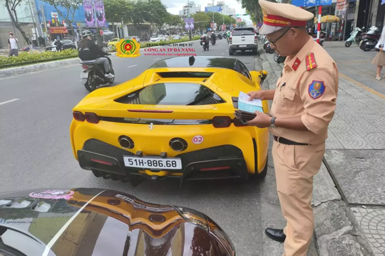 Cụ thể, một số lịch trình trưng bày và diễu hành siêu xe của Hoàng Kim Khánh dự kiến diễn ra ở Quảng Nam, Tam Kỳ, Hội An cũng bị hủy bỏ sau vụ việc này, thay vào đó, đoàn xe chỉ đến Huế để cho mọi người ngắm, trước khi diễu hành trên đường. Trong đoàn xe này có đầy đủ các siêu phẩm.