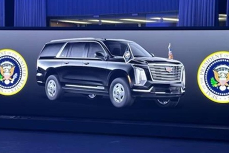 Dòng SUV mới dành cho Sở Mật vụ được phát triển trên nền tảng của Chevrolet Suburban, kết hợp thiết kế ngoại thất của Cadillac Escalade. Các hình ảnh được công bố tại cuộc họp cho thấy xe có kiểu dáng đồ sộ, lốp dày và quốc kỳ Mỹ xuất hiện trên nắp capo.